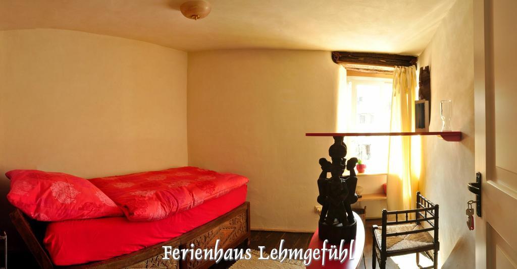 Lehmgefuehl, Design Vier, La Petite Maison Trèves Extérieur photo