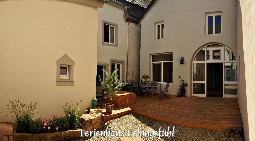 Lehmgefuehl, Design Vier, La Petite Maison Trèves Extérieur photo