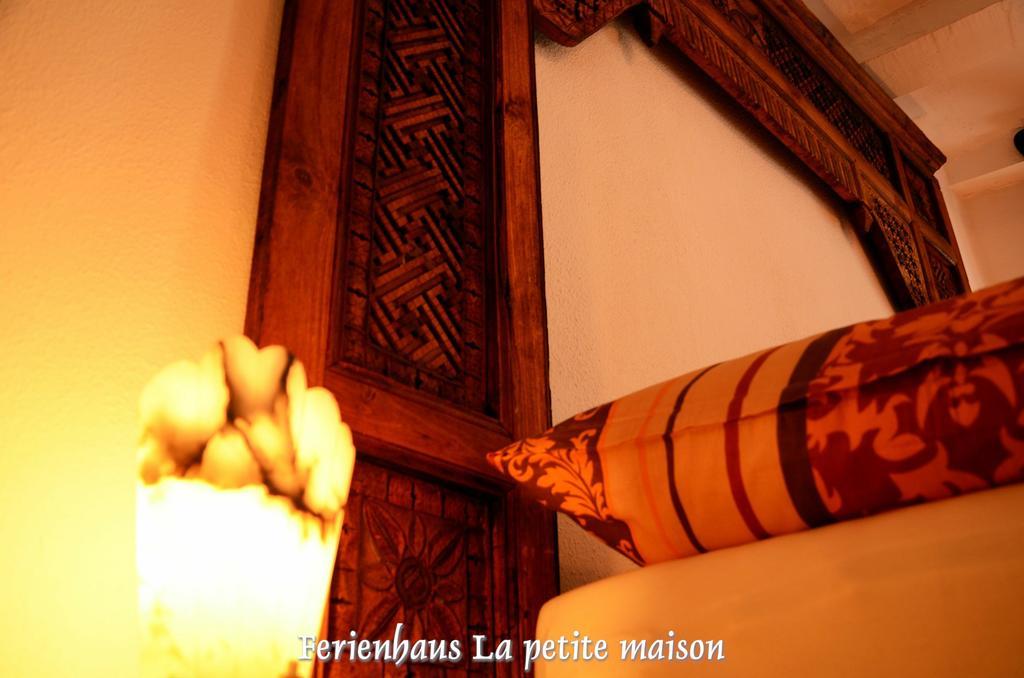 Lehmgefuehl, Design Vier, La Petite Maison Trèves Extérieur photo